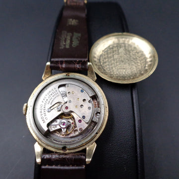 Tiffany watch in 14k solid yellow gold with caliber 220 from the 50’s