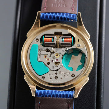 Bulova Accutron 214 from the 1960’s in 14K yellow gold with beautiful lugs - Serviced