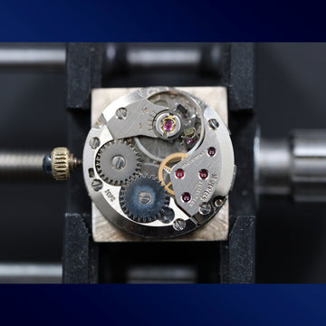Cartier tank in 18K gold electroplated and manual wind movement
