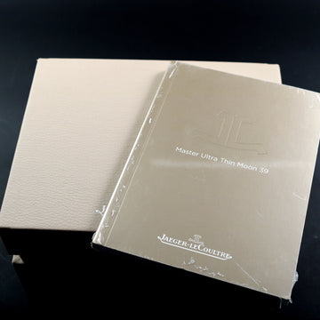 Jaeger Lecoultre Master Ultra-Thin Moon 176.8.64S with caliber 925