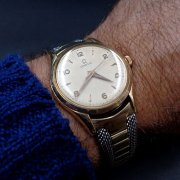 Omega 2504 with Honeycomb dial - Cal Omega 283 from 1952 (over sized) - Serviced